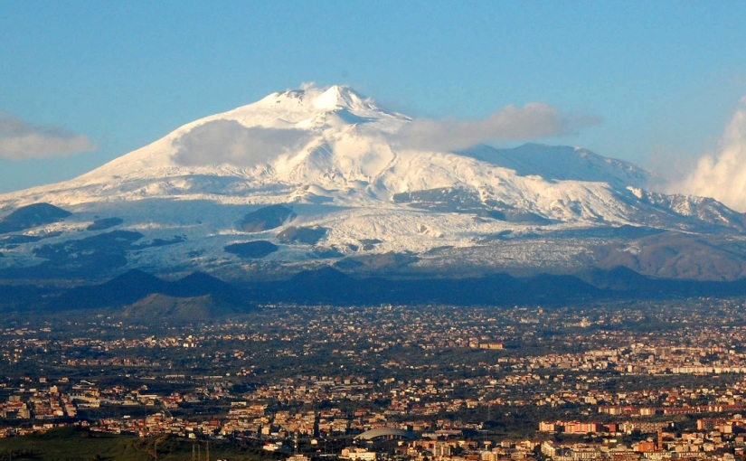 Az egész Etna a Földközi-tengerbe csúszik